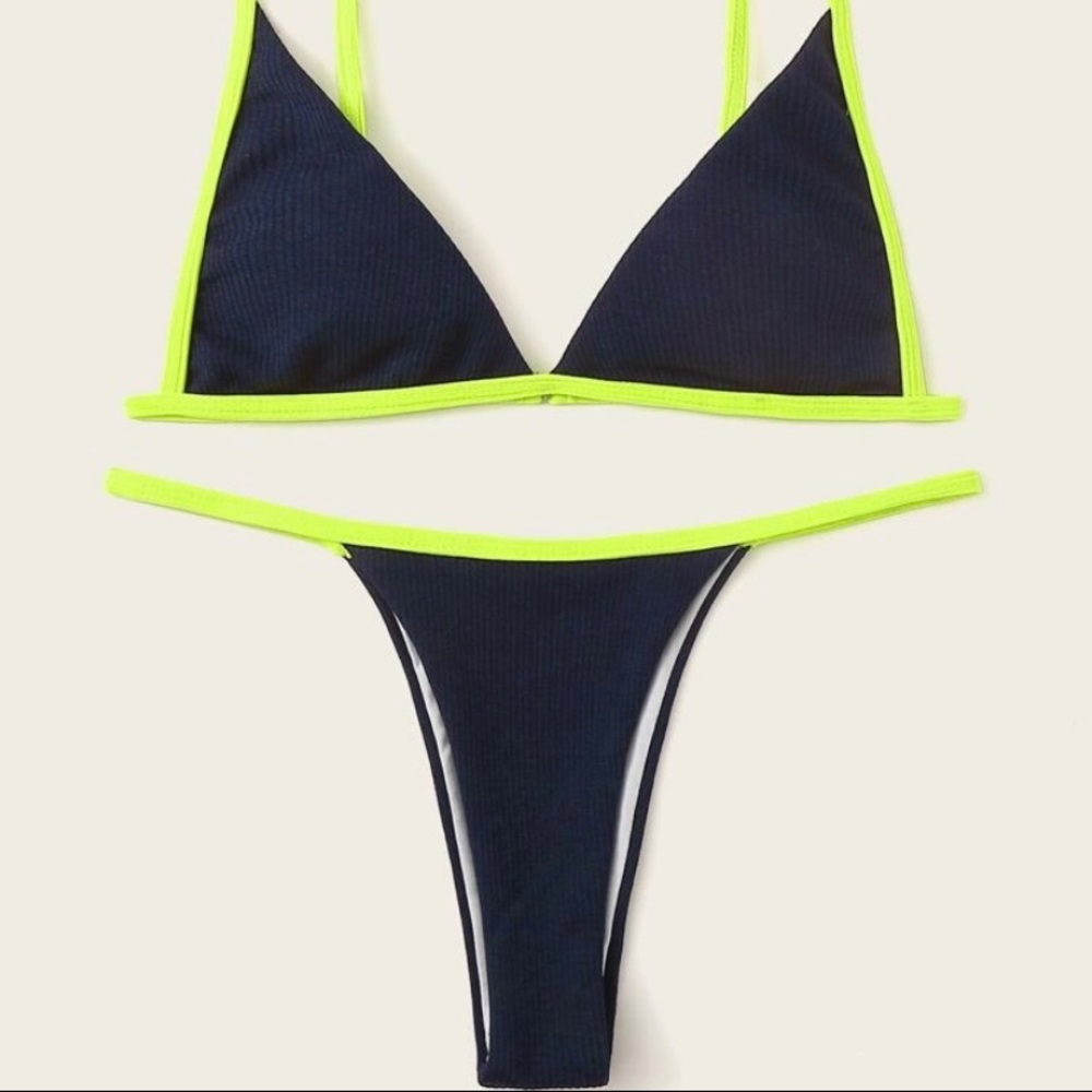 Triangle Bikini